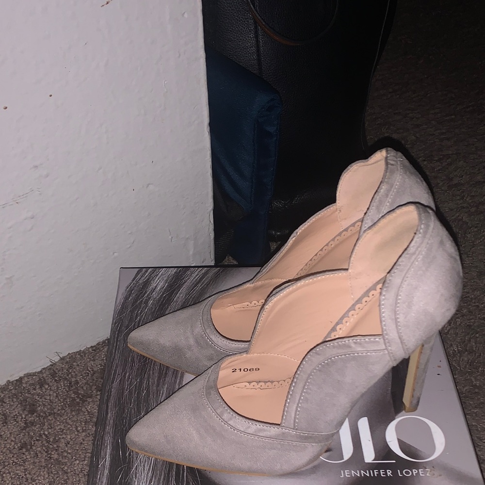 J. Garcia Elegant Gray Women's Heels - Picture 6 of 8